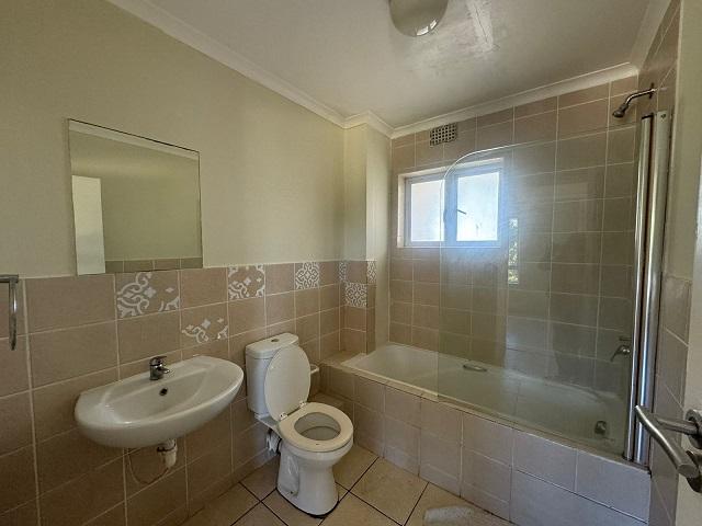 To Let 2 Bedroom Property for Rent in Sunnydale Western Cape